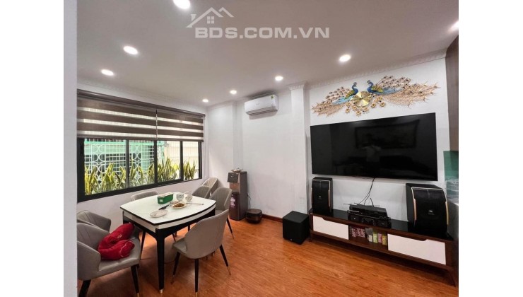 PHÂN LÔ VIP ĐÔNG ĐA, TRẦN QUANG DIỆU - HOÀNG CẦU, Ô TÔ TRÁNH, THANG MÁY, KINH DOANH 68m2 x 6 TẦNG, MẶT TIỀN 6m Lh 0947052338